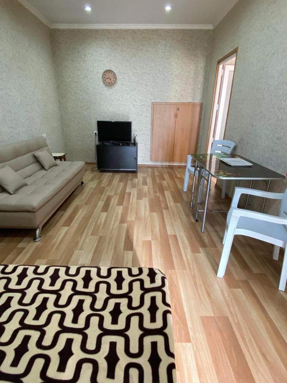 Nutsa'S Apartment In Old Tiflis Exterior foto